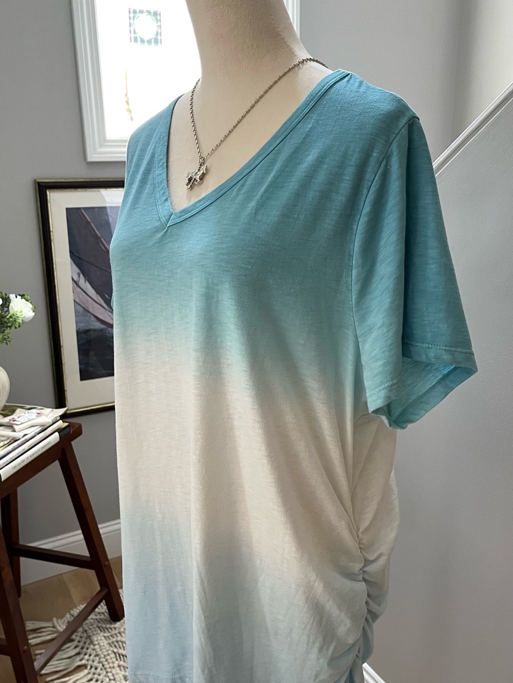 LANE BRYANT Tee Ruched Side Ombre Blue White Short Sleeve Cotton Poly Plus 22/24
